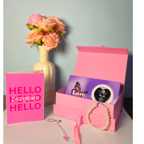 White Pearl In Oyster With Pendant, Bracelet, Mobile Charm, Greeting Card & Pink Gift Box For Women & Girls