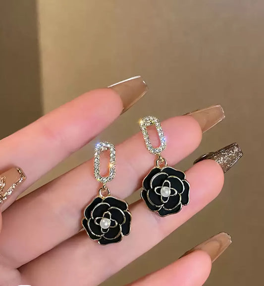 Black Elegant Rose Drop Earrings For Women