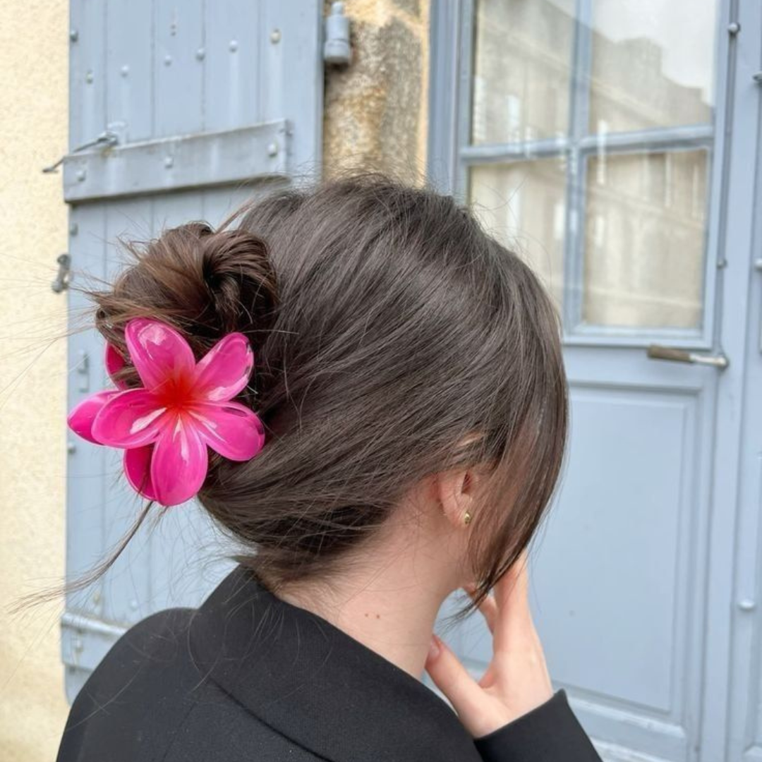 Pink Flower Hair Claw Clip – Elegant Floral Bun Clip for Everyday & Party Hairstyles